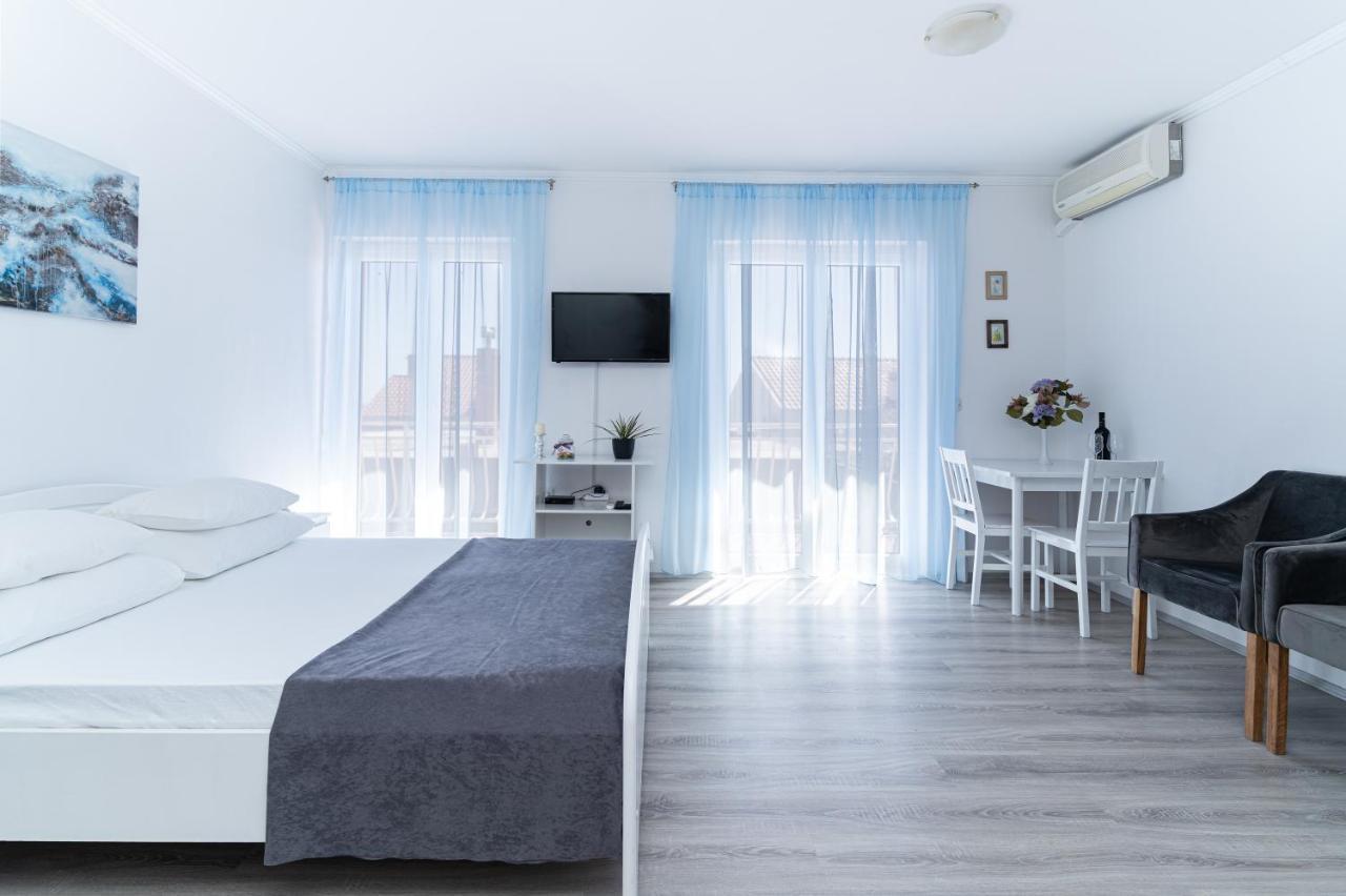 Benic Apartments Mlini Exterior photo
