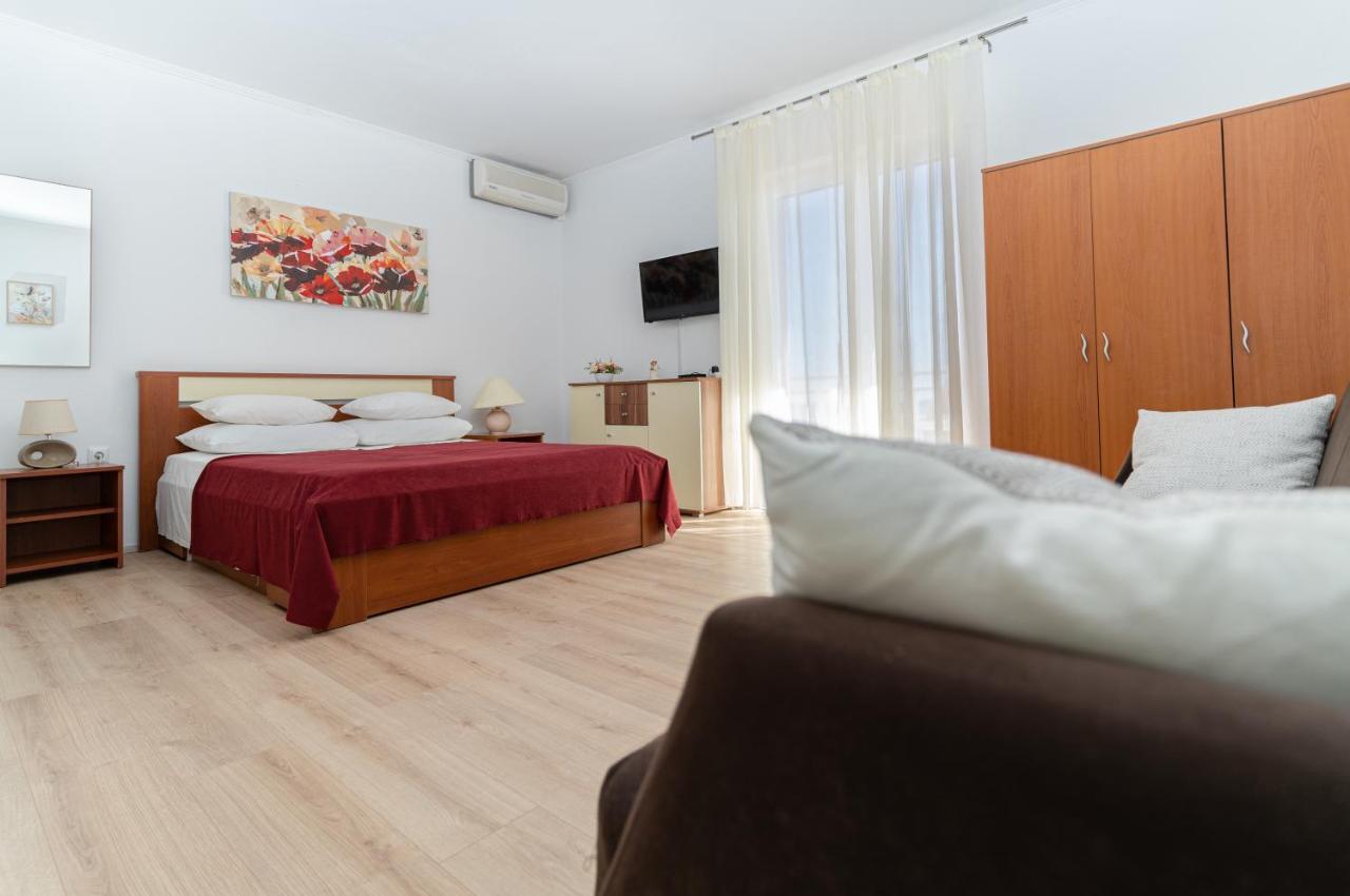 Benic Apartments Mlini Exterior photo